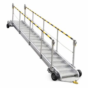 Marine gangway ladder aluminum boarding ladder for safe vessel access, ship embarkation, and dockside operations.