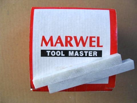 Welding chawk metal marking tool UAE 1 box 100 pcs for industrial and shipyard use